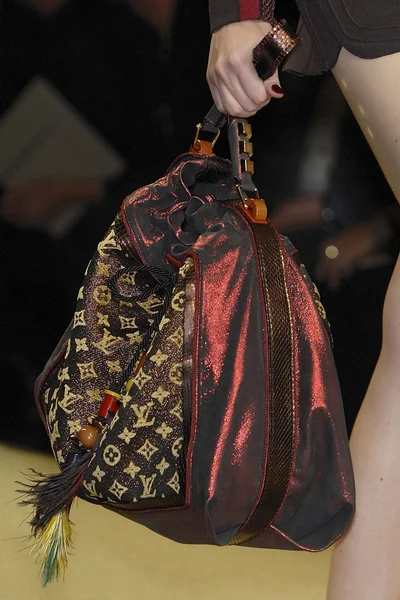 Look 9